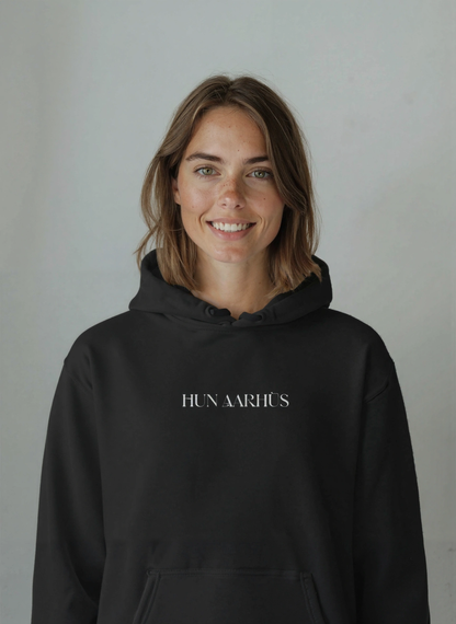 CLASSIC BLACK HOODIE